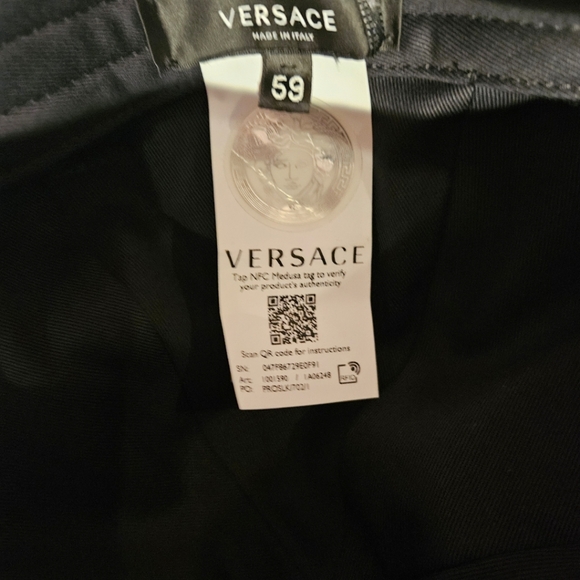 Versace Cap - Picture 4 of 6